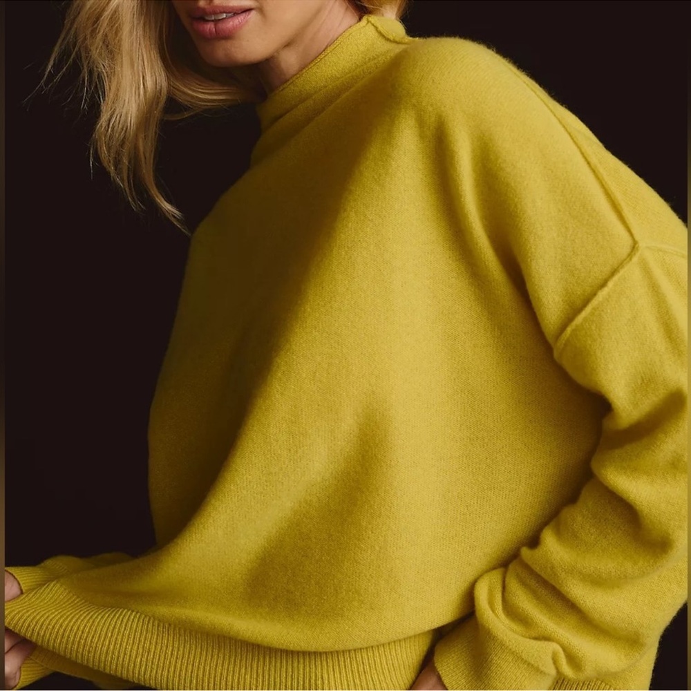 PILCRO Alani 100% Cashmere Yellow Mock Turtleneck